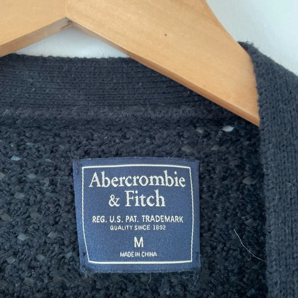 Abercrombie & Fitch BLACK Long Open Front Pocket Knit Cardigan Size Medium - Picture 5 of 7